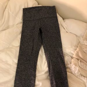 Heathered grey lululemon wunder under 7/8